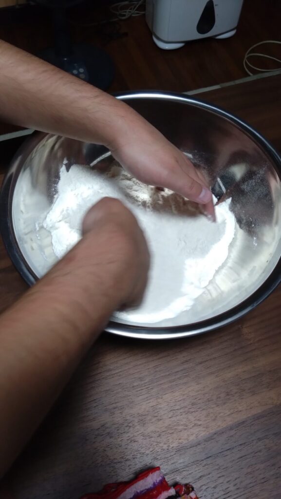 水回し前に粉をよく混ぜる